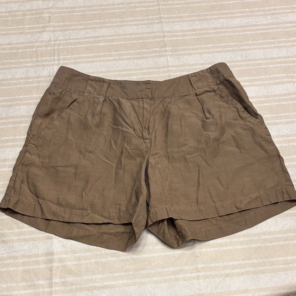 Tommy Bahama Brown Women's Shorts (bin11)